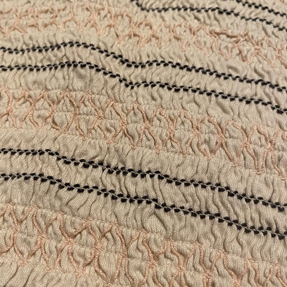 Top - Picture 2 of 3